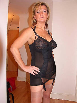 naught mature lingerie pics