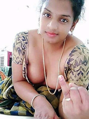 of age indian wives mere pics