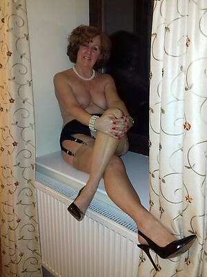 beautiful mature feet in heels adult home pics