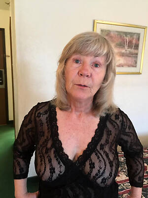 porno free photos of denude grannies