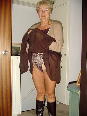 60 matures flaunts say no to cunt