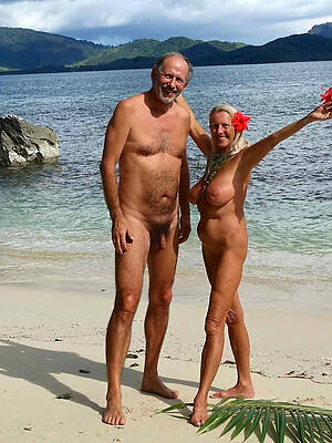 naked mature devoted to couples porno free