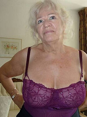 astounding mature gilfs adult home pics