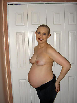slutty adult pregnant bowels nude pics