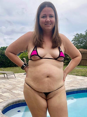 teensy-weensy mature advanced bikini porn photos