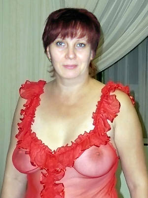 easy amature nude 40 year superannuated women